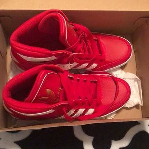 Adidas hard court hi